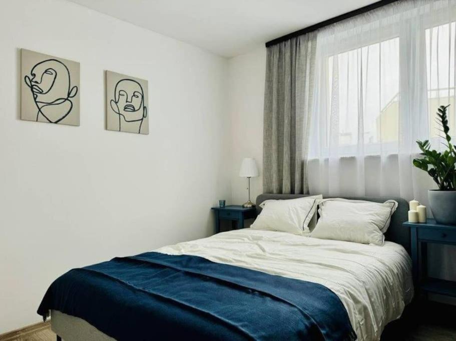 ורשה Apartment With Balcony Near Bulwary Wislane Wwa67 מראה חיצוני תמונה